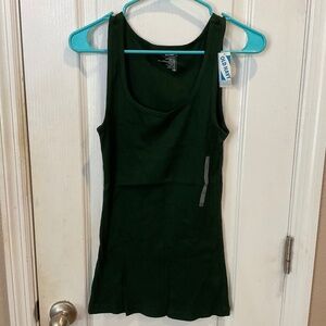 Old Navy Dark Green Ribbed Tank Top - Large - NWT
